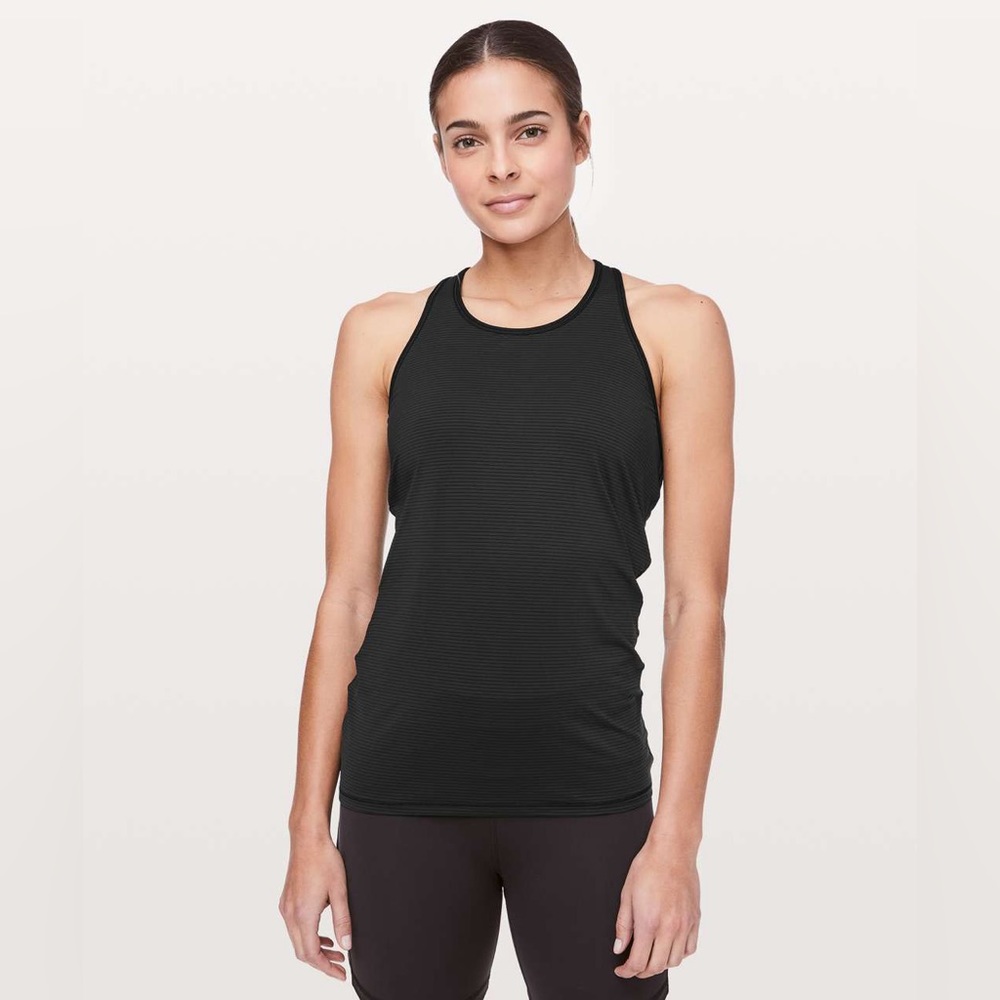 Lululemon Tank Top Women’s 4 Ruche Of Adrenaline Black